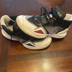 New Balance Kawhi 1 Mens Basketball shoes